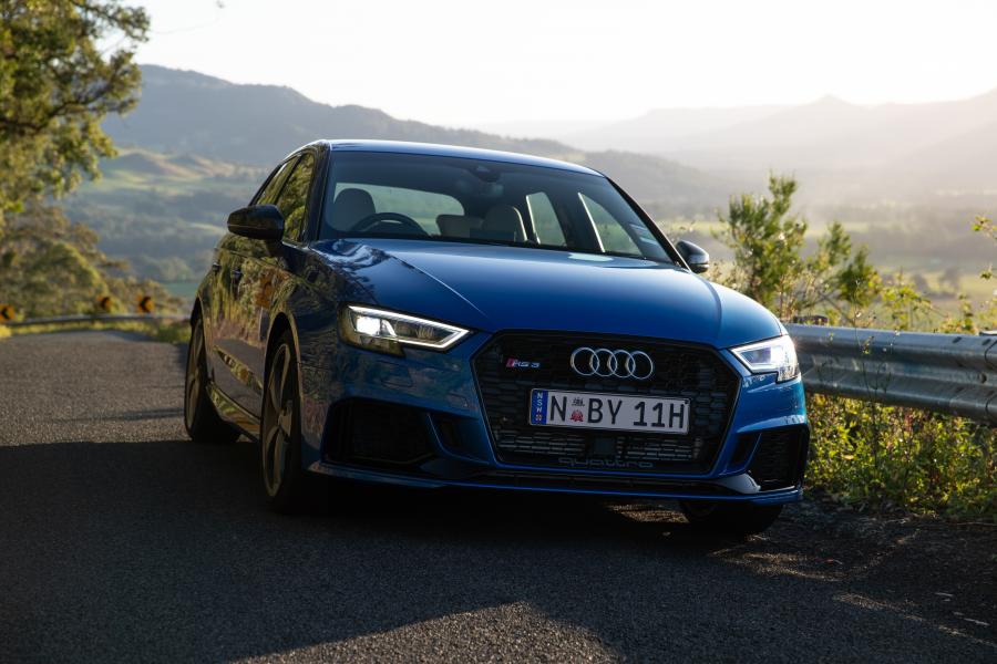 Audi RS3 Sportback (8V) 2017 года  (AU) (фото 24 из 40)